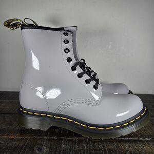 Dr. Doc Martens 1460 Womens Size 6 Lace Up Boots Gray Patent Leather 27635